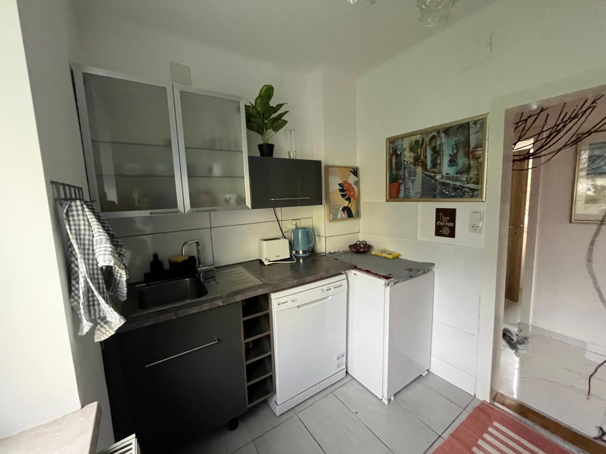 Вилла Lovely House For Relaxing Trips Вена Экстерьер фото