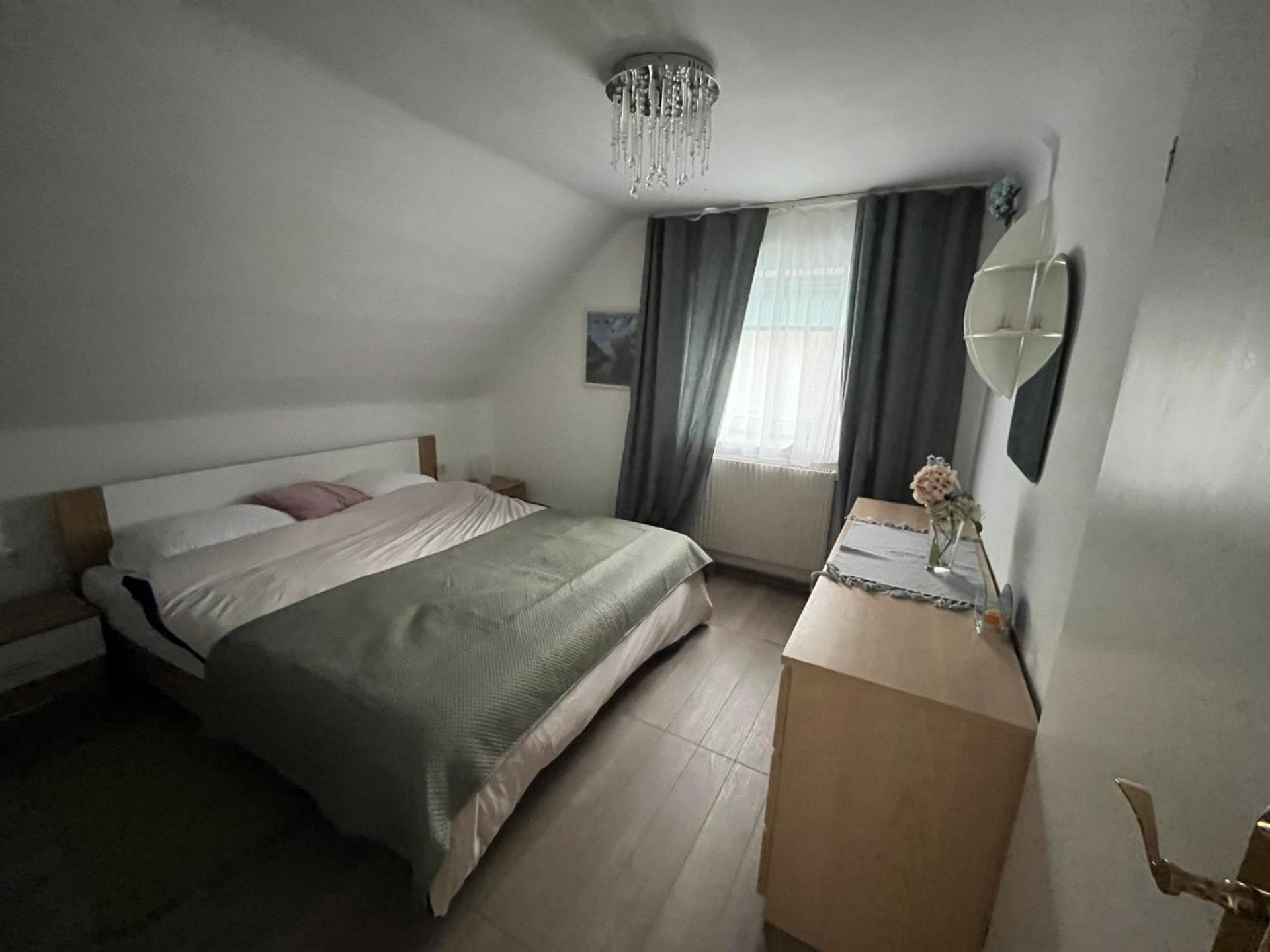 Вилла Lovely House For Relaxing Trips Вена Экстерьер фото